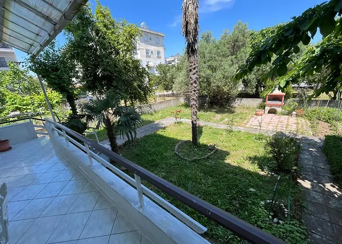 דירה Traditional House