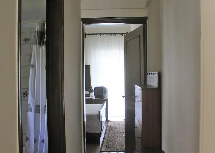 Traditional House דירה Peraía
